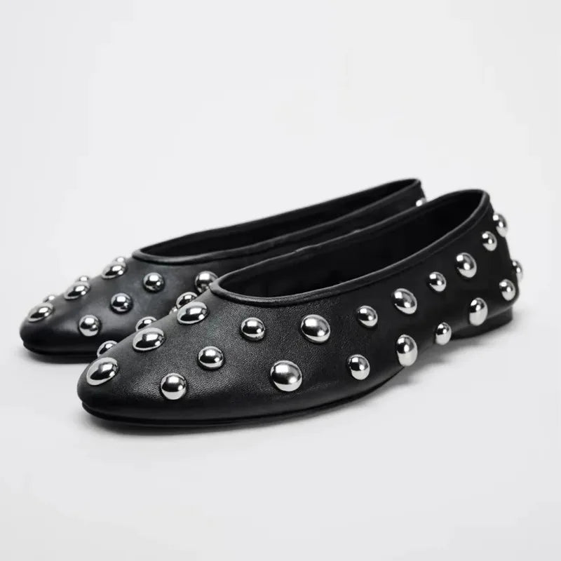 Women Casual Shoes New Rivet round Head Flat Casual Sneakers Women Luxury Ballet Silver Ball Metal Hollow Mary Jane Shoes Women