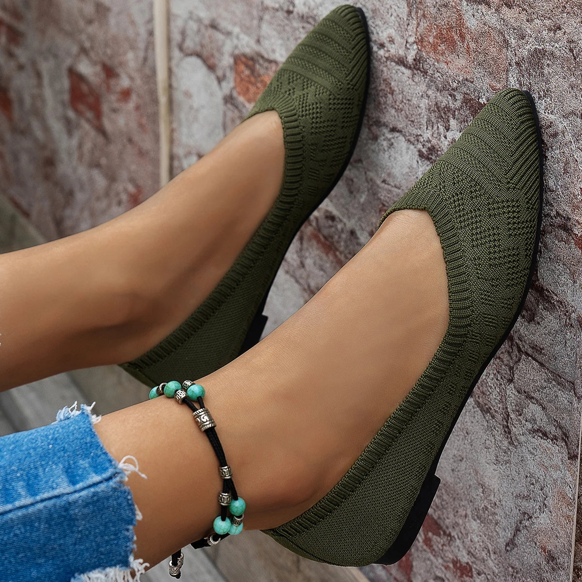 A Pair of Breathable Knitted Flat Shoes, Pointed-Toe Single Shoes with Elegance That Won'T Tire Your Feet for Shopping and Outin