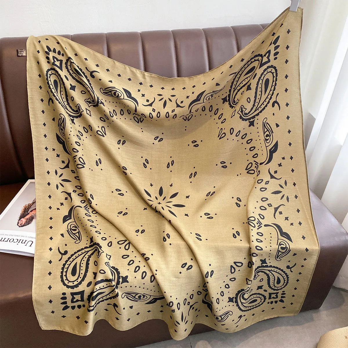 90*90Cm Paisley Printed Square Scarf for Women Imitation Silk Scarves Bandanas Luxury Large Shawl Beach Wraps Elegant Hijab