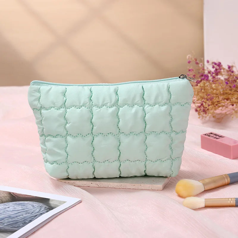 Fashion Women Bubble Cosmetic Handbag Travel Organizer Cloud Makeup Lipsticks Cotton Pouch Fashion Large Capacity Zipper Bag