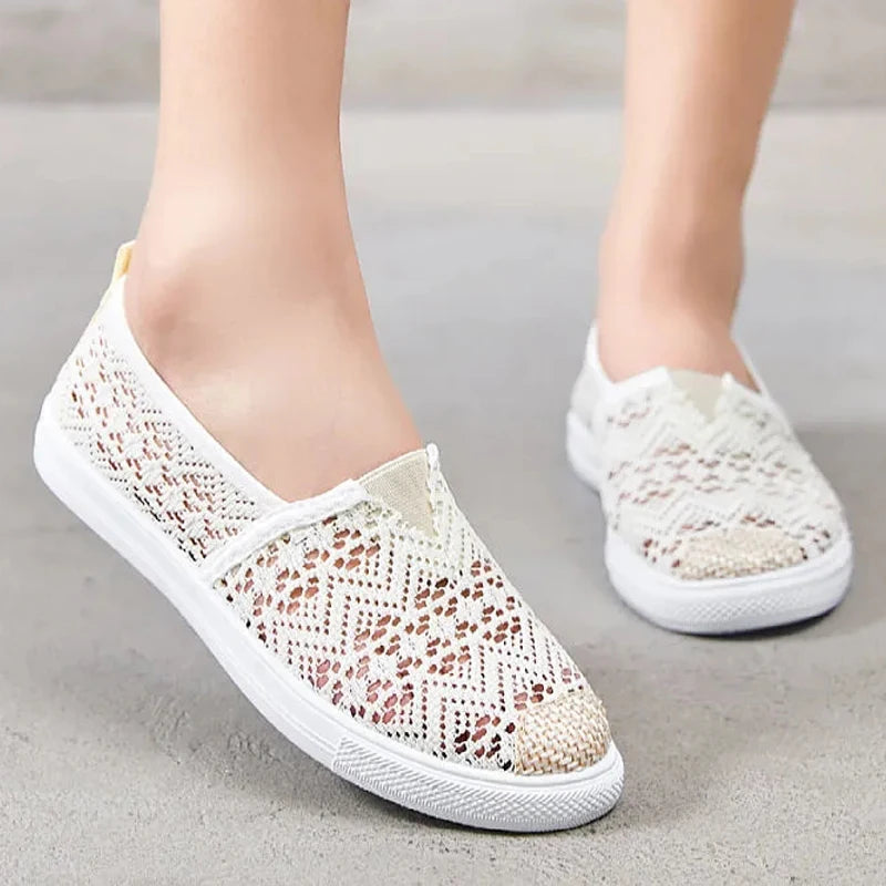 2023 Ladies Casual Comfort Ripped Slip on Lazy Shoes Female Womens Flat Slip on Canvas Summer Strap Loafers Straw Espadrilles