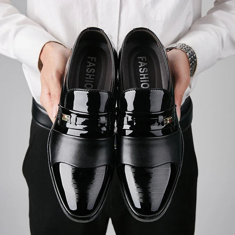 Luxury Leather Men Shoes for Wedding Formal Oxfords Business Casual Office Work Shoes for Men Classic Men'S Pointy Dress Shoes