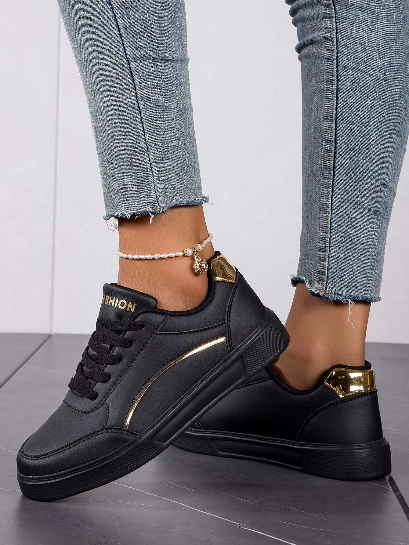 Baasploa Women Casual Sneakers Leather Platform Sneakers for Women Classics Comfort Skateboarding Shoes Non-Slip
