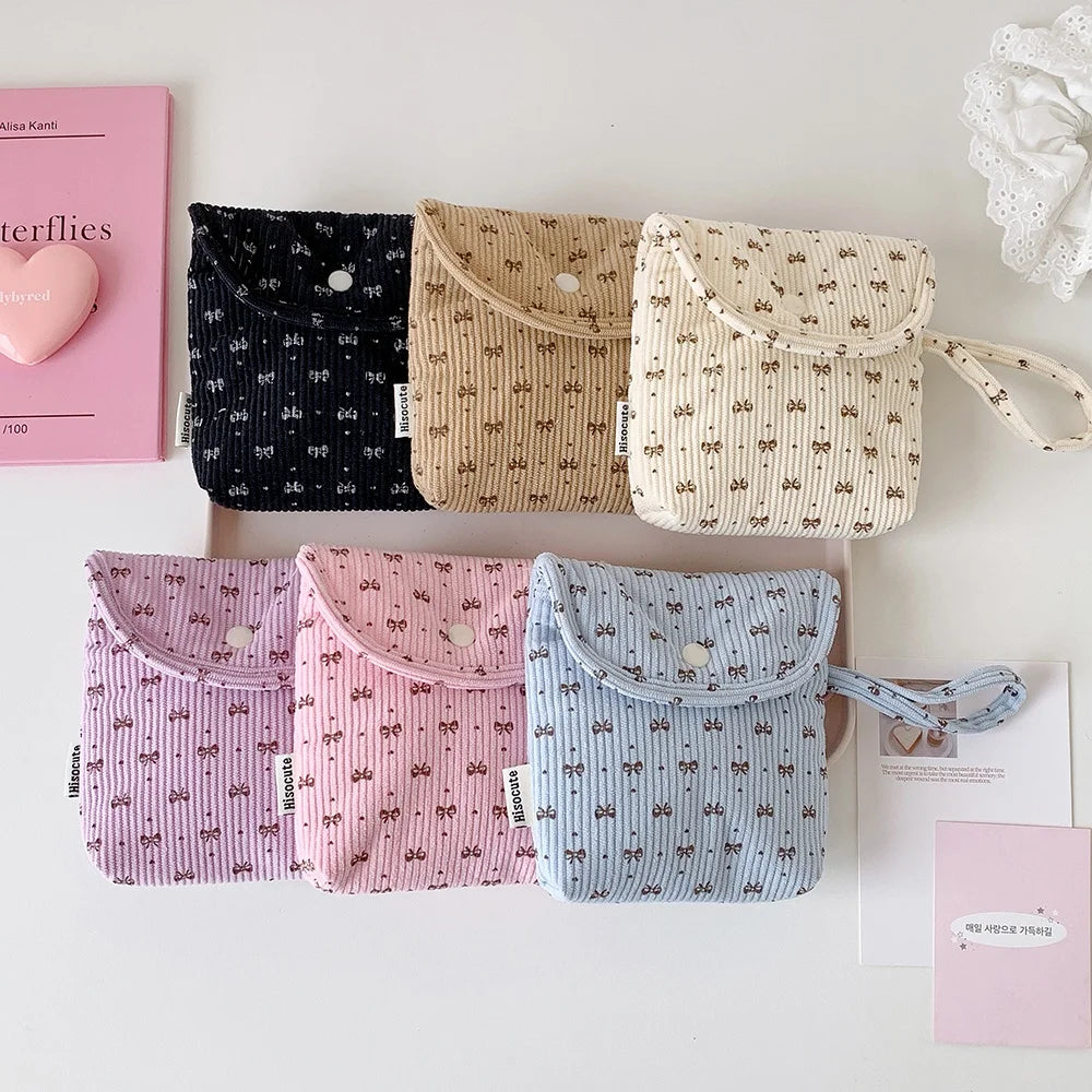 High-Value Appearance Fashion Floral Pattern Large-Capacity Handheld Makeup Bag with Red Pocket Convenient Storage Snap Button S