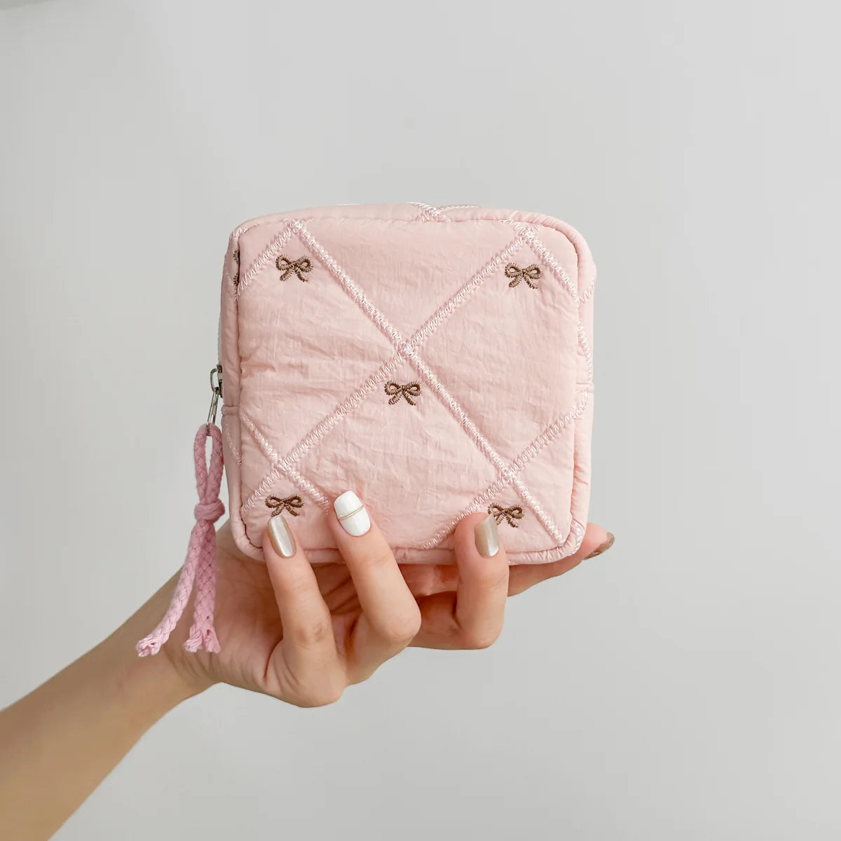 2026 New Quilted Love Cosmetic Bag, Travel Portable Toiletry Bag, Lipstick Bag, Multi-Functional Sanitary Napkin Storage Bag