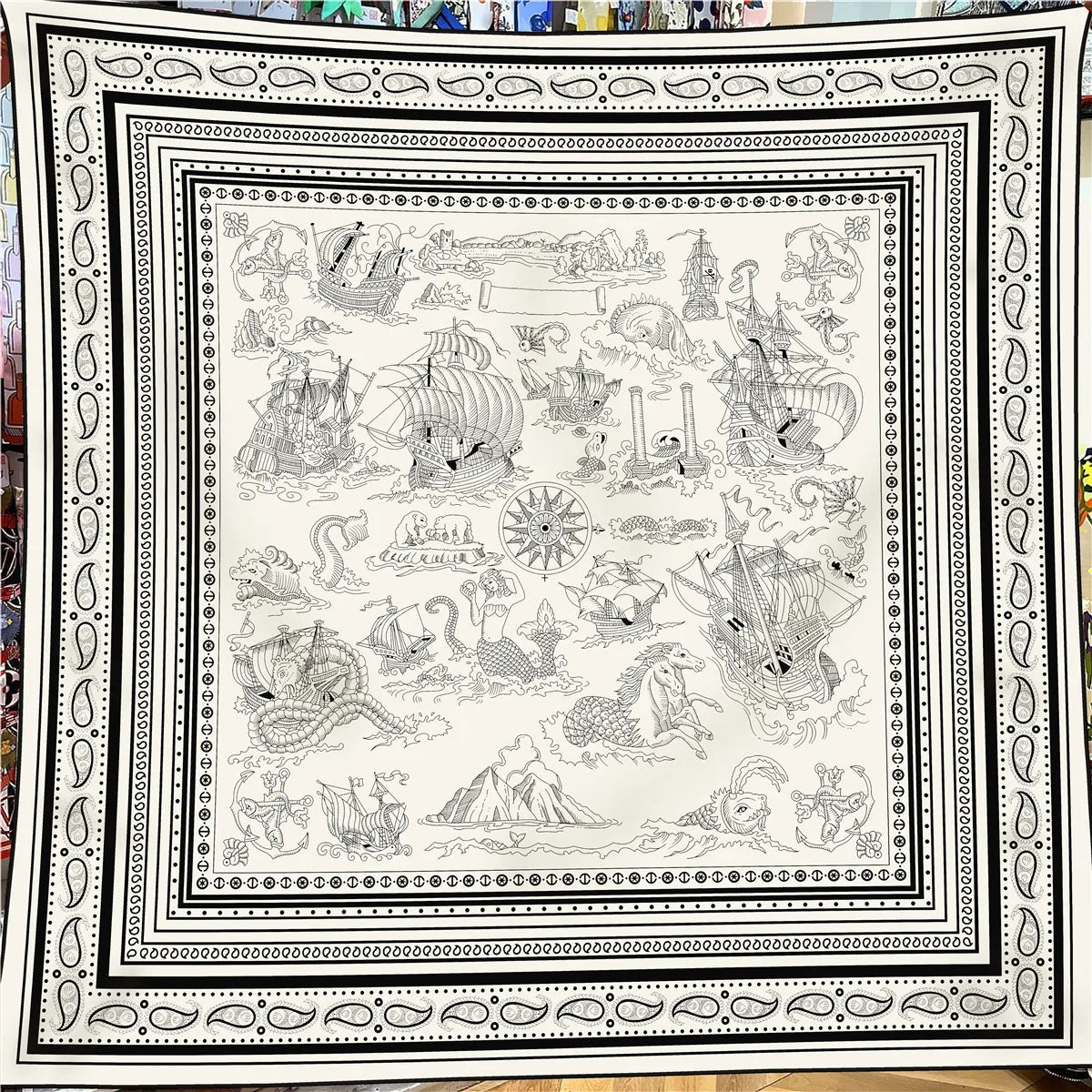130Cm Winter Keep Warm Scarf Women Brand Silk Cashmere Square Scarf Shawl Luxury Paisley Scarves Wraps Pashmina Hijab Bandana