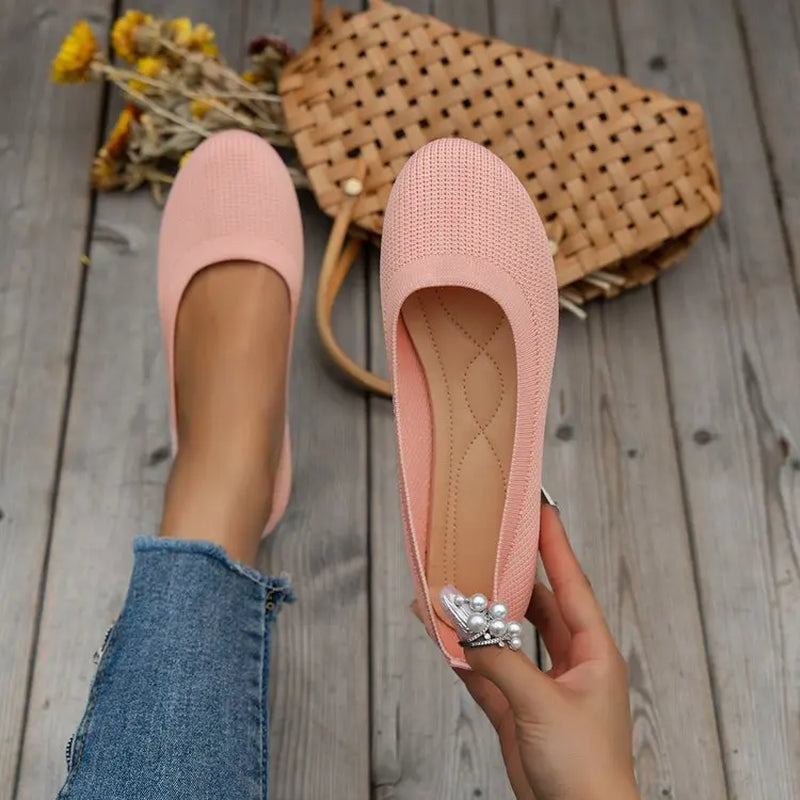 Spring Women'S Flat Shoes New Knitting Sock Sneakers Breathable Slip on Female Rpound Toe Loafers 36-43 plus Size Light Shoes
