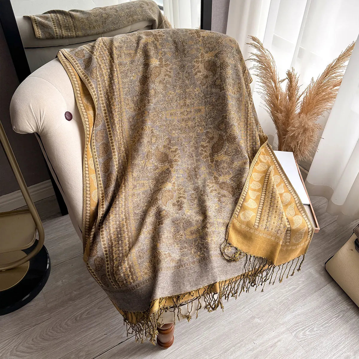 2025 Luxury Brand Designer Women Scarf Bohemian Style Shawl Jacquard Paisley Pattern Lady Muslim Hijab Pashmina Sun Proection