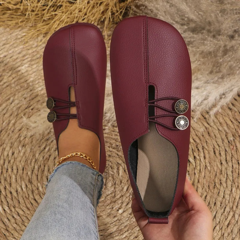 Women Flats Shoes 2026 New Leather Slip on round Toe Casual Shoes Fashion Comfort Women Loafers Shoes plus Size Zapatos De Mujer