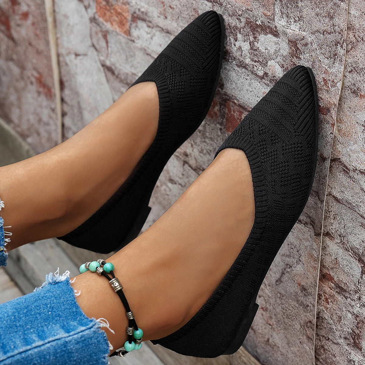 A Pair of Breathable Knitted Flat Shoes, Pointed-Toe Single Shoes with Elegance That Won'T Tire Your Feet for Shopping and Outin