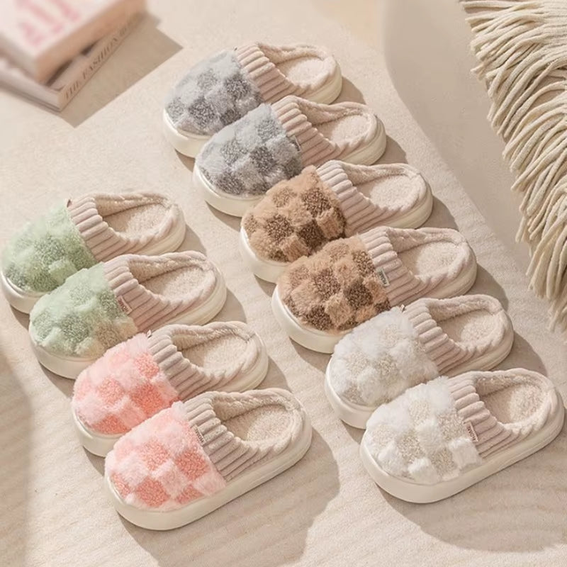 Fashion Couple Winter Slides Warm Plaid Fluffy Slippers Soft Sole Flip Flops for Women and Men Home Indoor Non-Slip Cotton Shoes