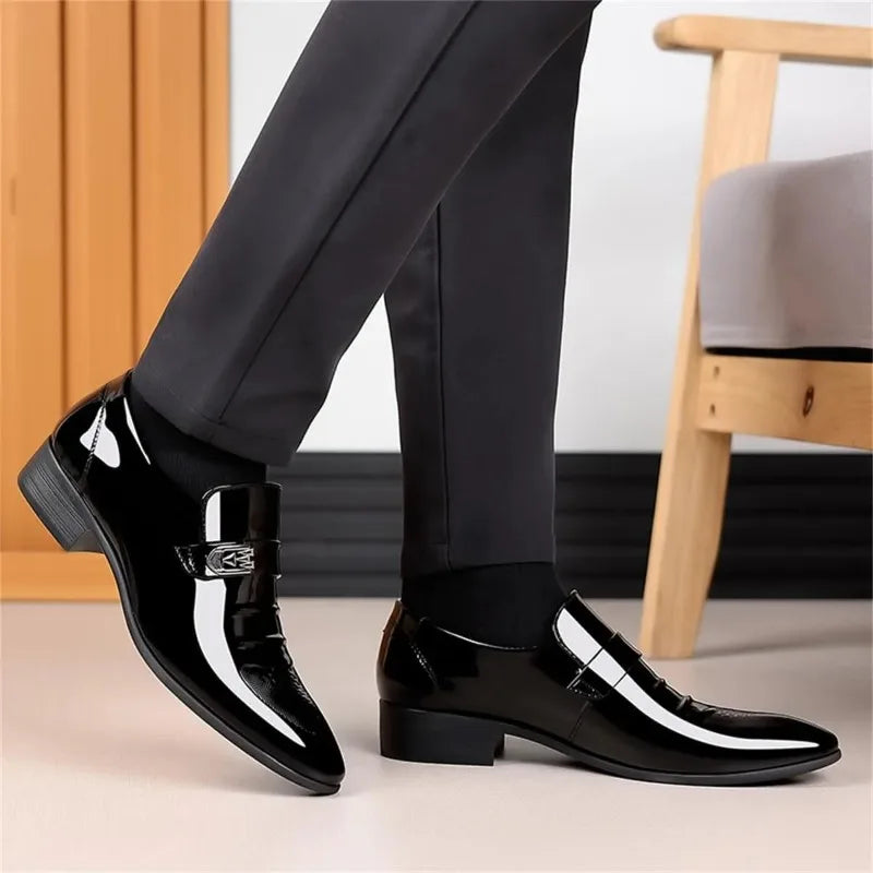High-End Mens Dress Shoes High Gloss Patent Slip on Loafers Formal Business Oxford Casual Driving Pointed Toe Boat Shoe for Men