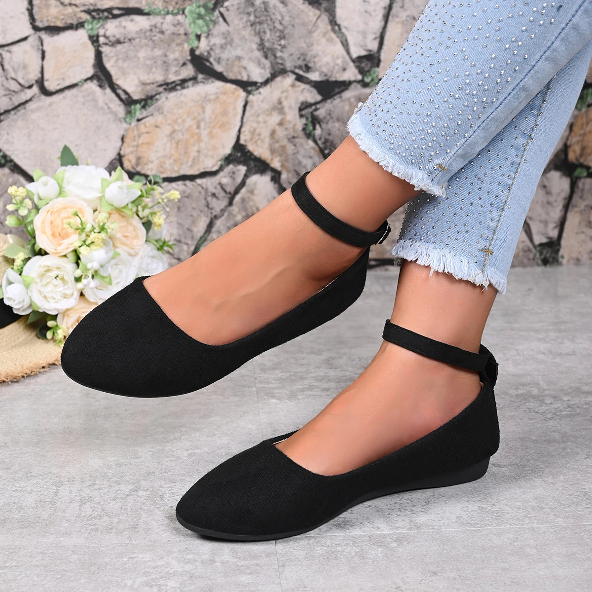 Women'S Retro Mary Jane Shoes, Black Low-Top Square-Toe Ankle Strap Flat Shoes, Fashionable Retro Style, Comfortable Soft-Soled Ballet Flats, Suitable for Daily Wear, Spring and Autumn Seasons