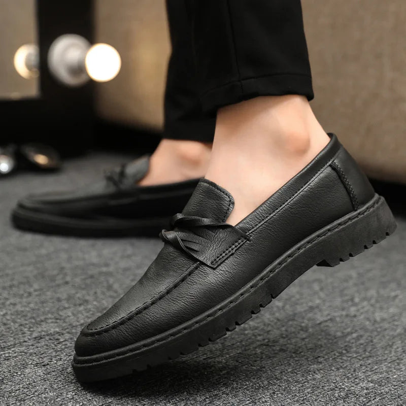 Men Casual Shoes Luxury Men'S Loafers Handmade Leather Men'S Shoes Moccasins Slip on Flats Male Tassel Driving Shoes for Man