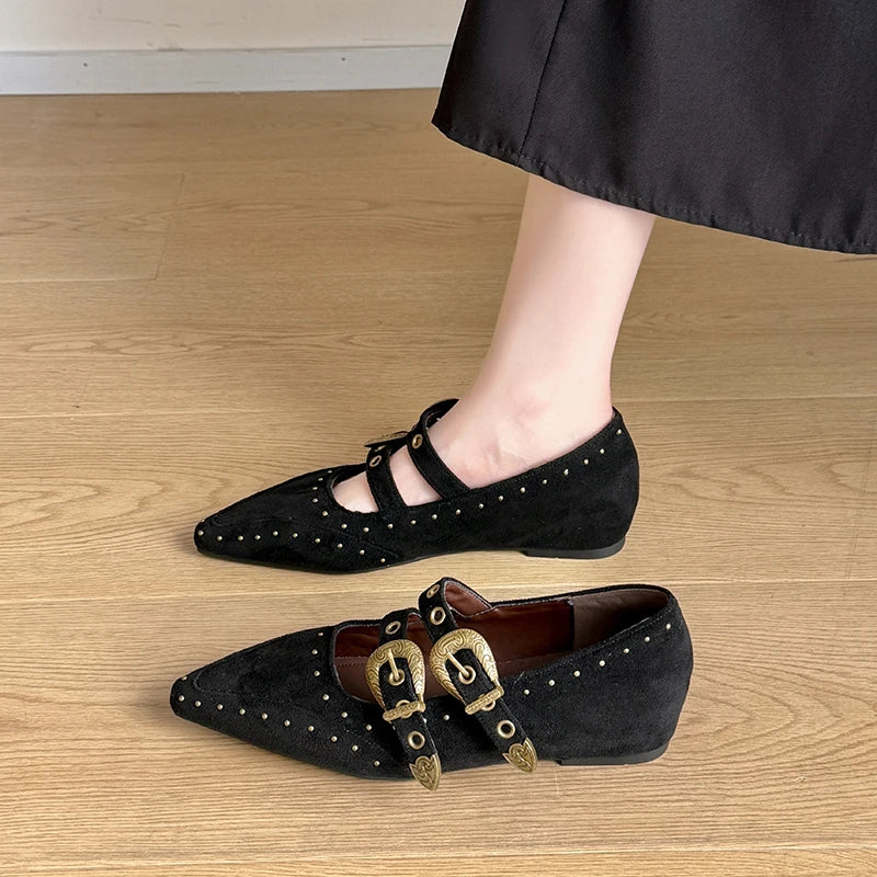 Retro Women'S Mary Jane Shoes Exquisite Rivet Pointed Tip Casual Shoes for Woman Fashion Flat Shoe Designer Shoes Zapatos Mujer