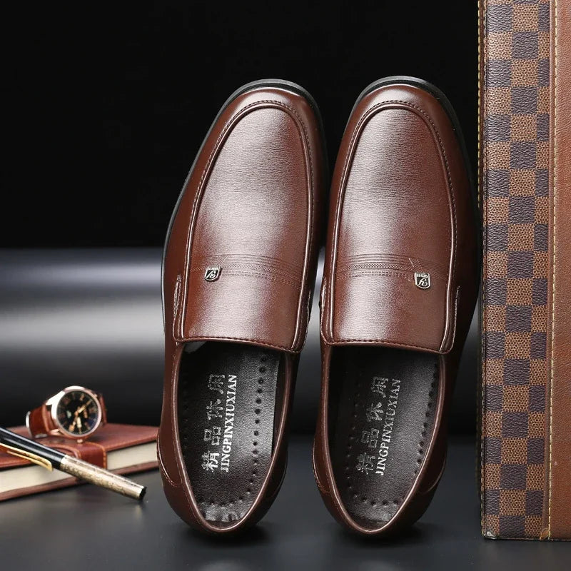 2023 Men'S Leather Shoes Autumn New Formal Shoes Men Big Size Dress Shoes Black Oxford Shoes for Men Zapatos De Hombre
