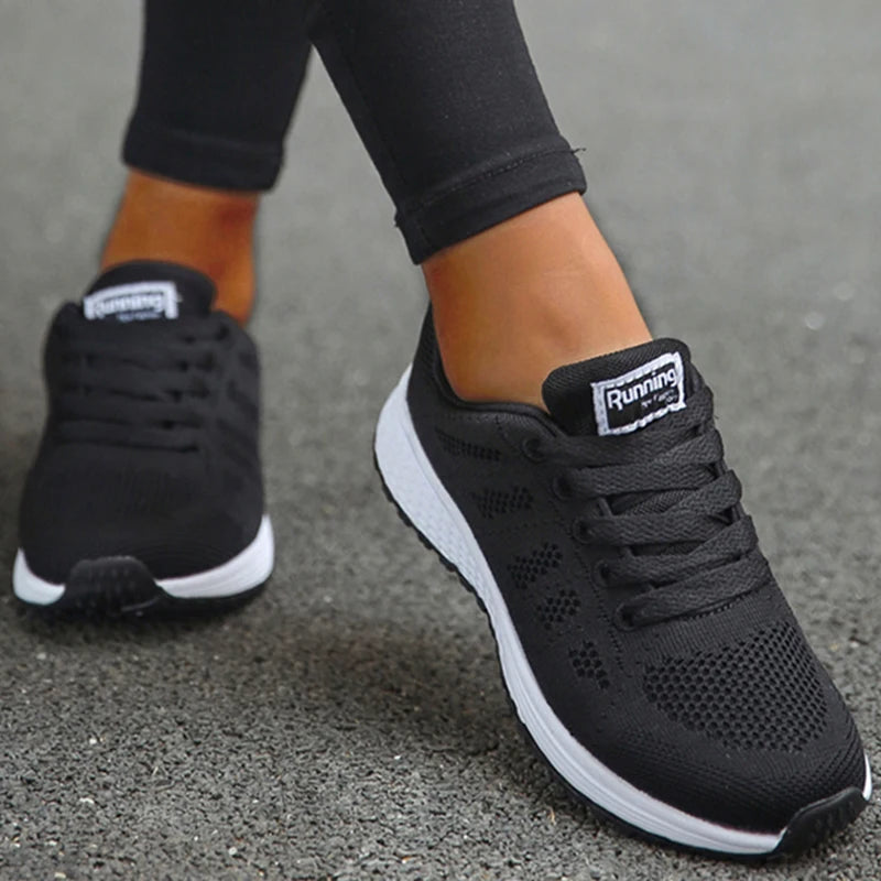 Women'S Sneakers Breathable 2025 New Fashion Flat Outdoor Woman Vulcanize Shoes Mesh Fabric Lace up Ladies Shoes Female Footwear