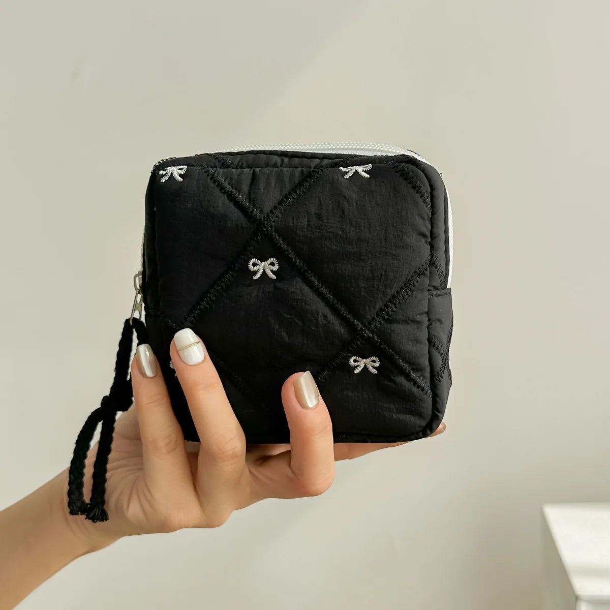 2026 New Quilted Love Cosmetic Bag, Travel Portable Toiletry Bag, Lipstick Bag, Multi-Functional Sanitary Napkin Storage Bag