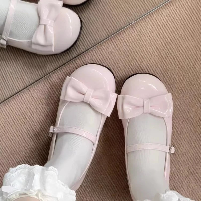 French Sweet Woman Shoe Springnew round Flat Shoes Fashion Mary Jane Shoes Cute Versatile Women Leather Shoe Simple Casual Shoes