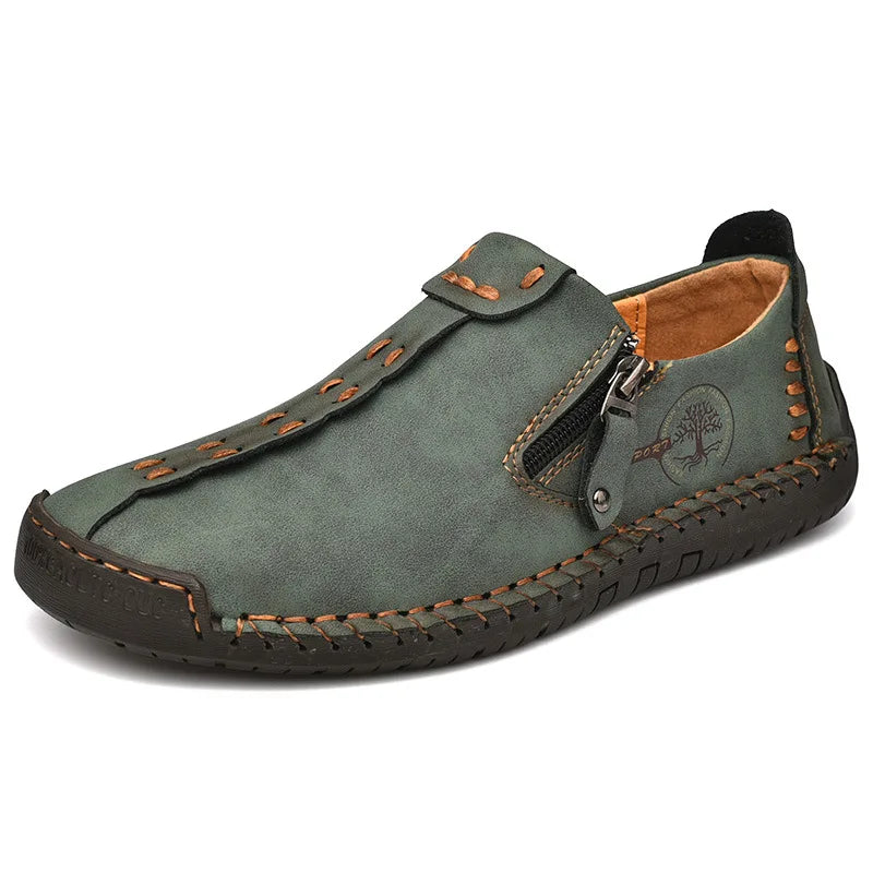 Handmade Leather Men Shoes Casual Slip on Men Loafers Designer Soft Sole Moccasins Comfortable Anti-Slip Walking Shoes plus Size