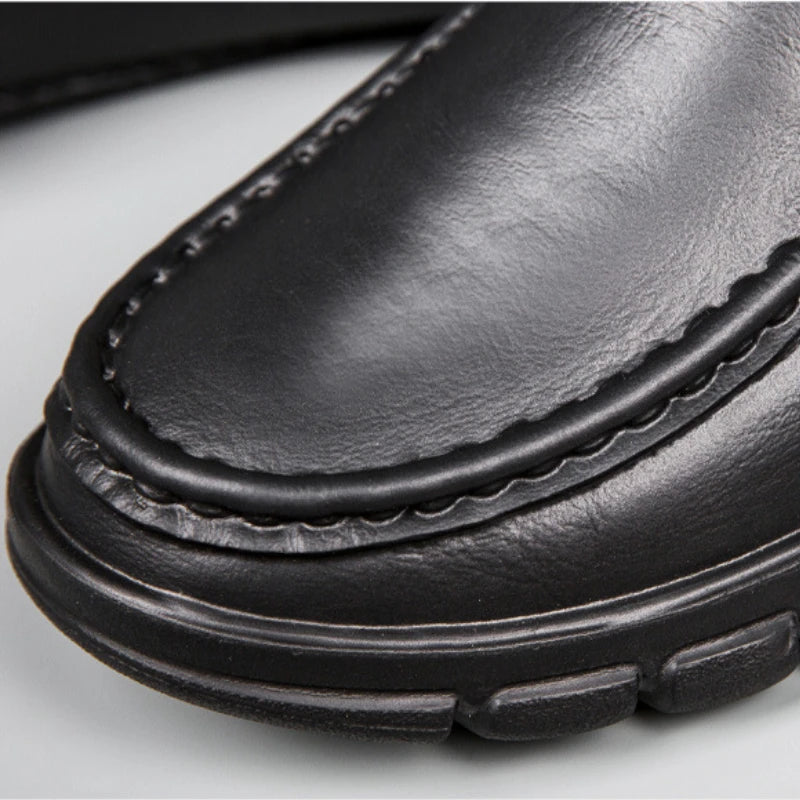 Fashion Leather Men'S Casual Shoes Non-Slip EVA Chef Shoes Men Waterproof Loafers Comfort Soft Soled Men Driving Shoes plus Size