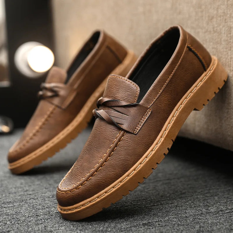 Men Casual Shoes Luxury Men'S Loafers Handmade Leather Men'S Shoes Moccasins Slip on Flats Male Tassel Driving Shoes for Man